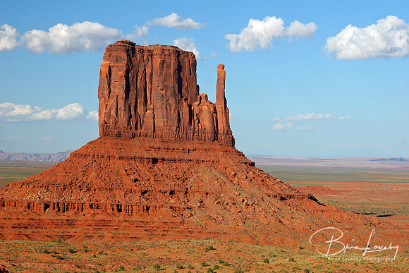 Stock Monument Valley Mittens 325